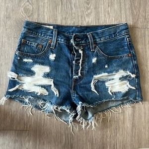 Levi’s 501 High-Rise Denim Shorts size 25